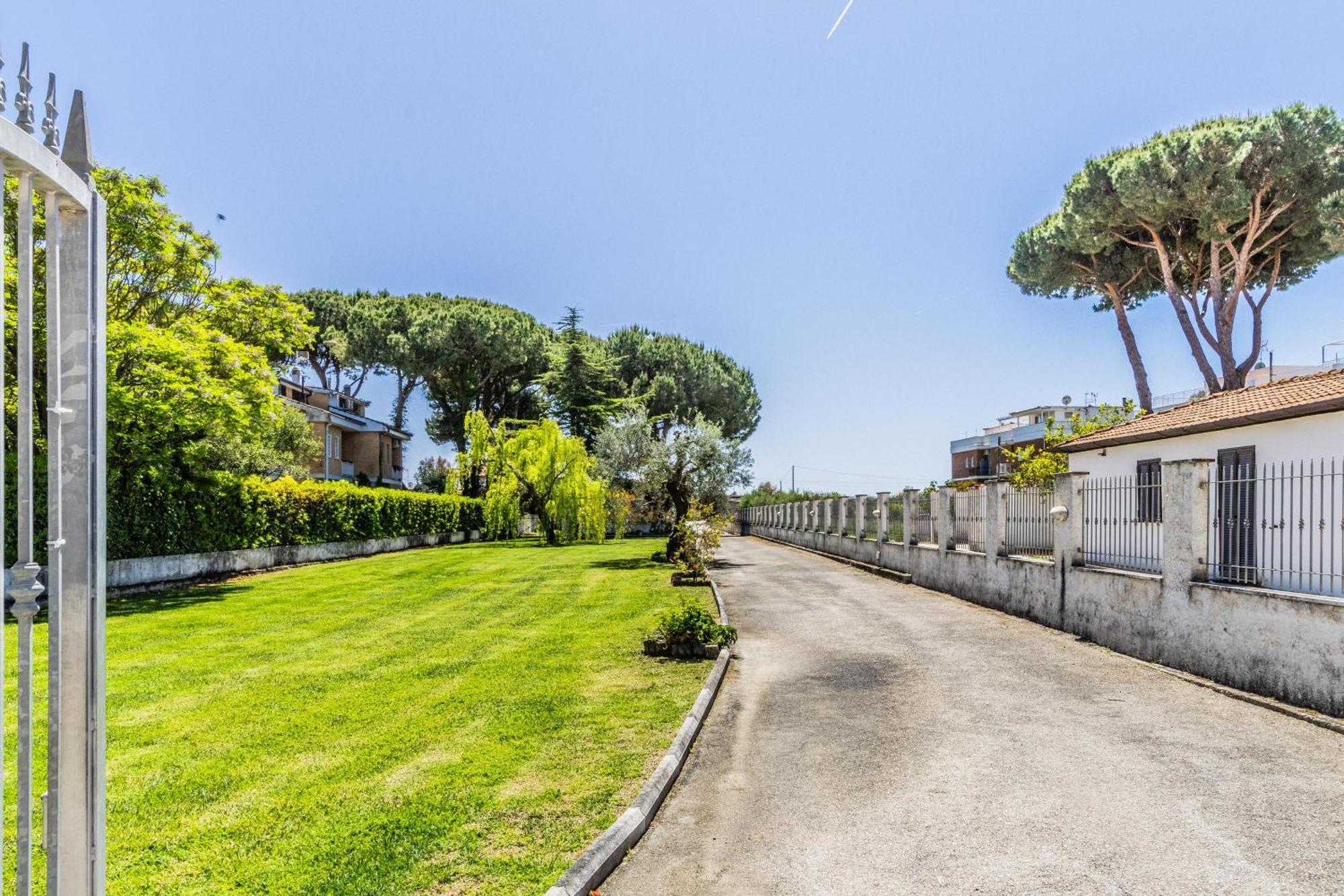 'Villa Venere Deluxe' 50Mt Sea-Free Parking-Garden Terracina Exterior photo